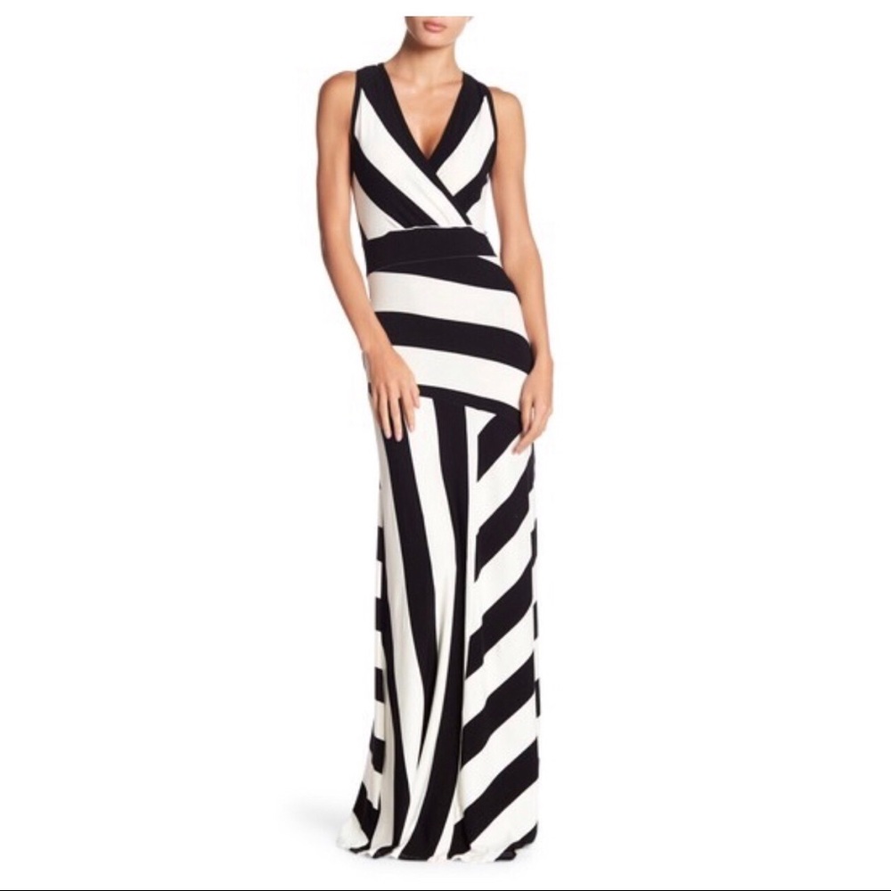 go couture sleeveless stripe maxi dress